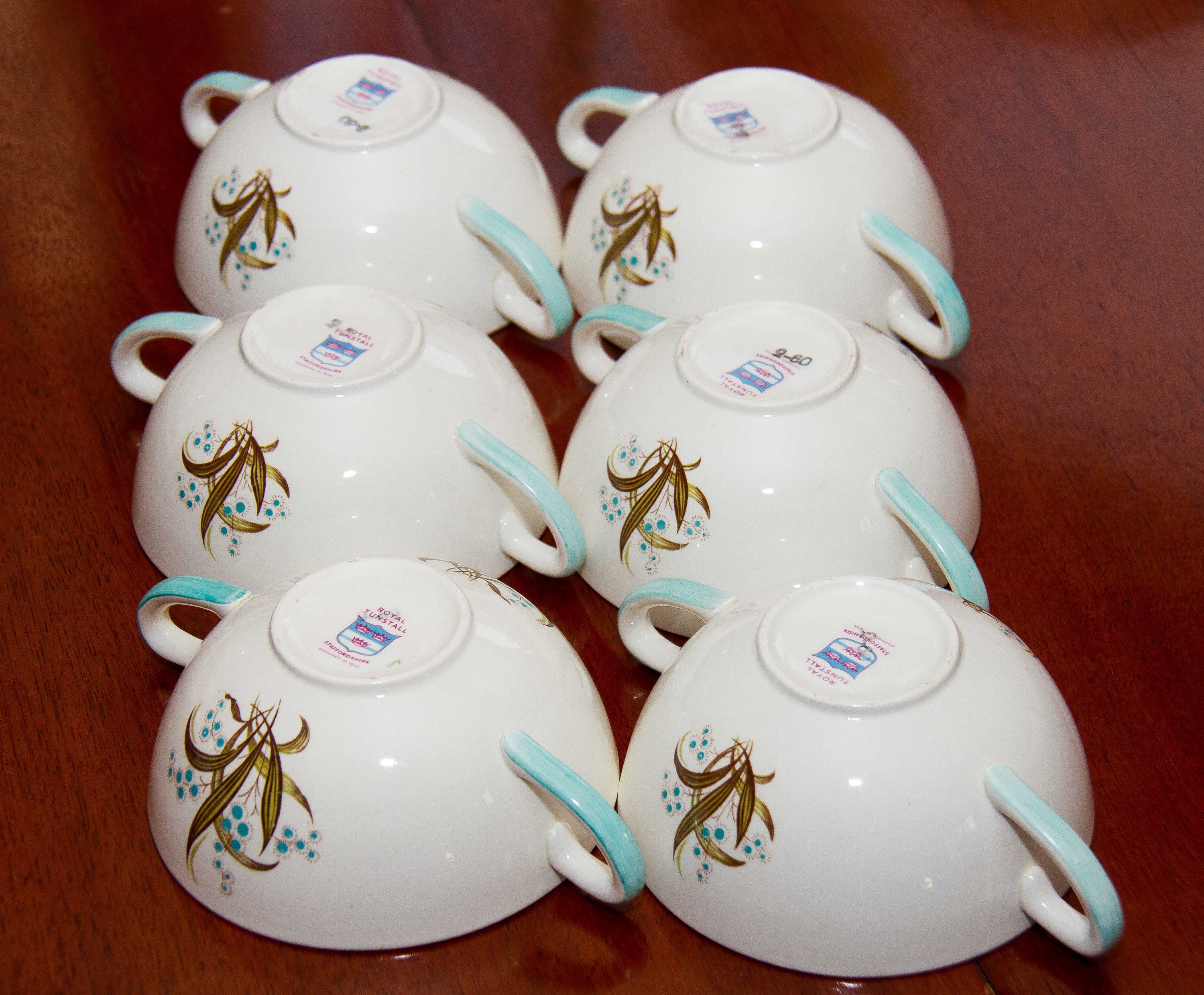 Royal Tunstall Staffordshire soup or desert bowls set of 6 with plates