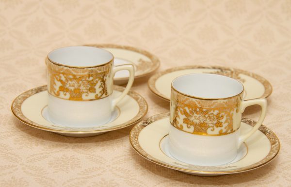 Demitasse R C Japan Noritake, R C Japan Espresso Cups and Saucers Cream Gold pattern (Noritake)