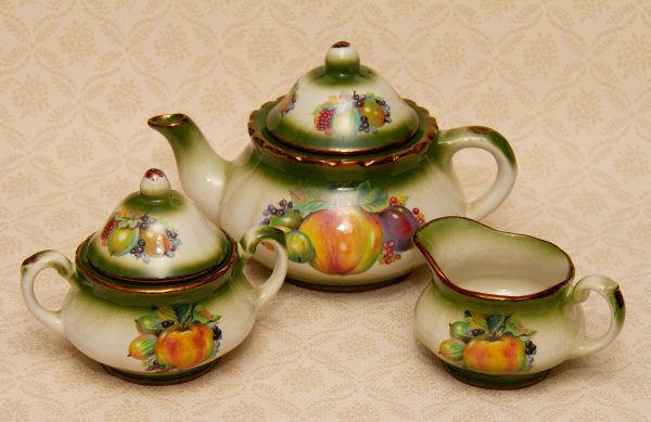 Mayfair Pottery Tea Set, Mayfair Pottery Tea Set Teapot Sugar Bowl Jug Fruit Design Green and Gold