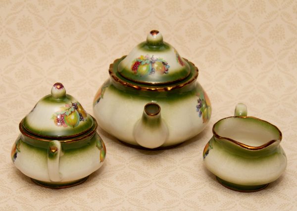 Mayfair Pottery Tea Set Teapot Sugar Bowl Jug Fruit Design Green and ...