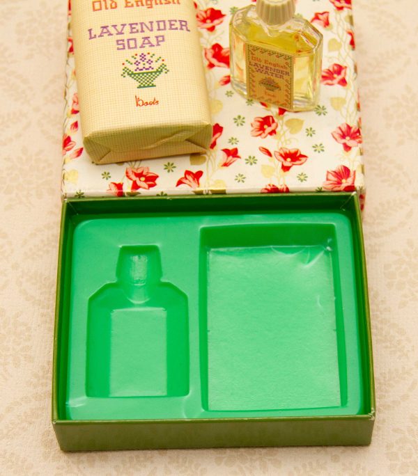 Boots Old English Lavender Water Perfume and Soap Fragrance Set in Box