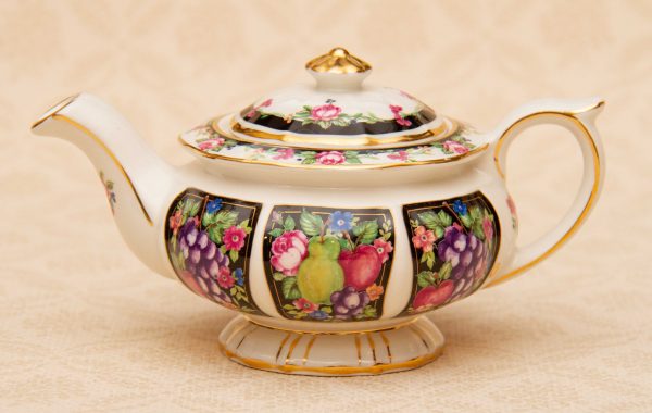 Sadler Bacchus Heirloom Teapot, Sadler Heirloom Collection Bacchus Fruit &#038; Flowers Pattern Teapot