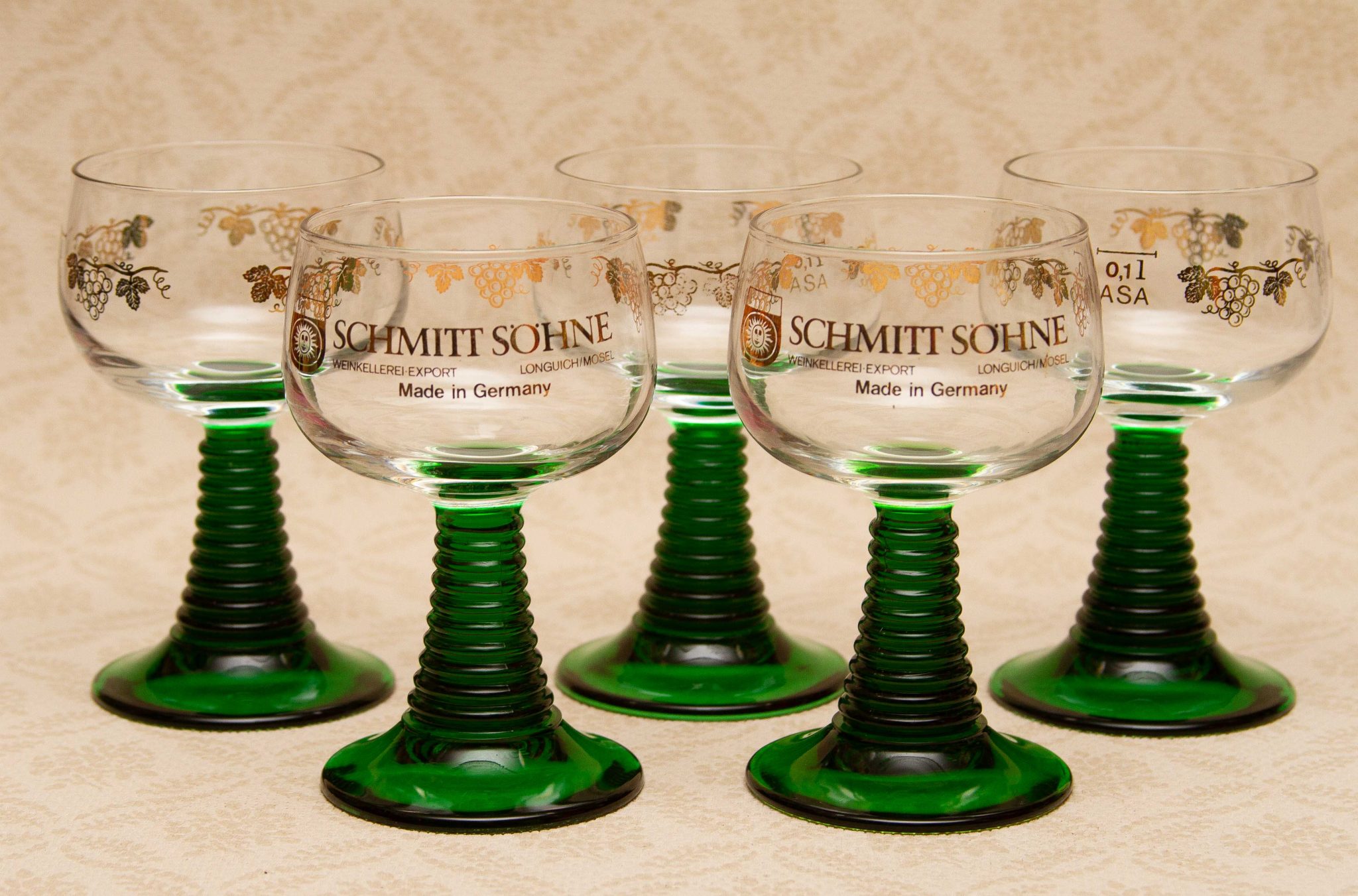 SCHMITT SOHNE Green Stem Goblet Wine Glasses, Luminarc France Love