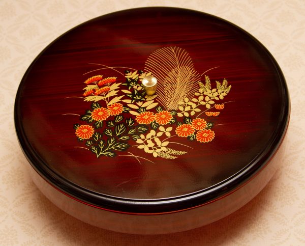 Japanese Lacquerware rotating musical snack dish, Japanese Lacquerware Musical Rotating Snack Dish With Lid, Marouf Flower, Beethoven Für Elise