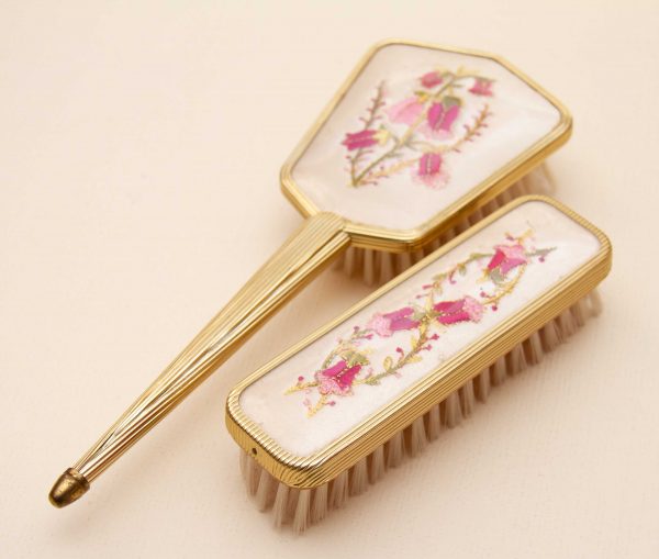 pink embroidery vanity brush set, Vintage Vanity Brushes Dressing Table Set Gold Tone Pink Embroidery Flowers Floral Pattern