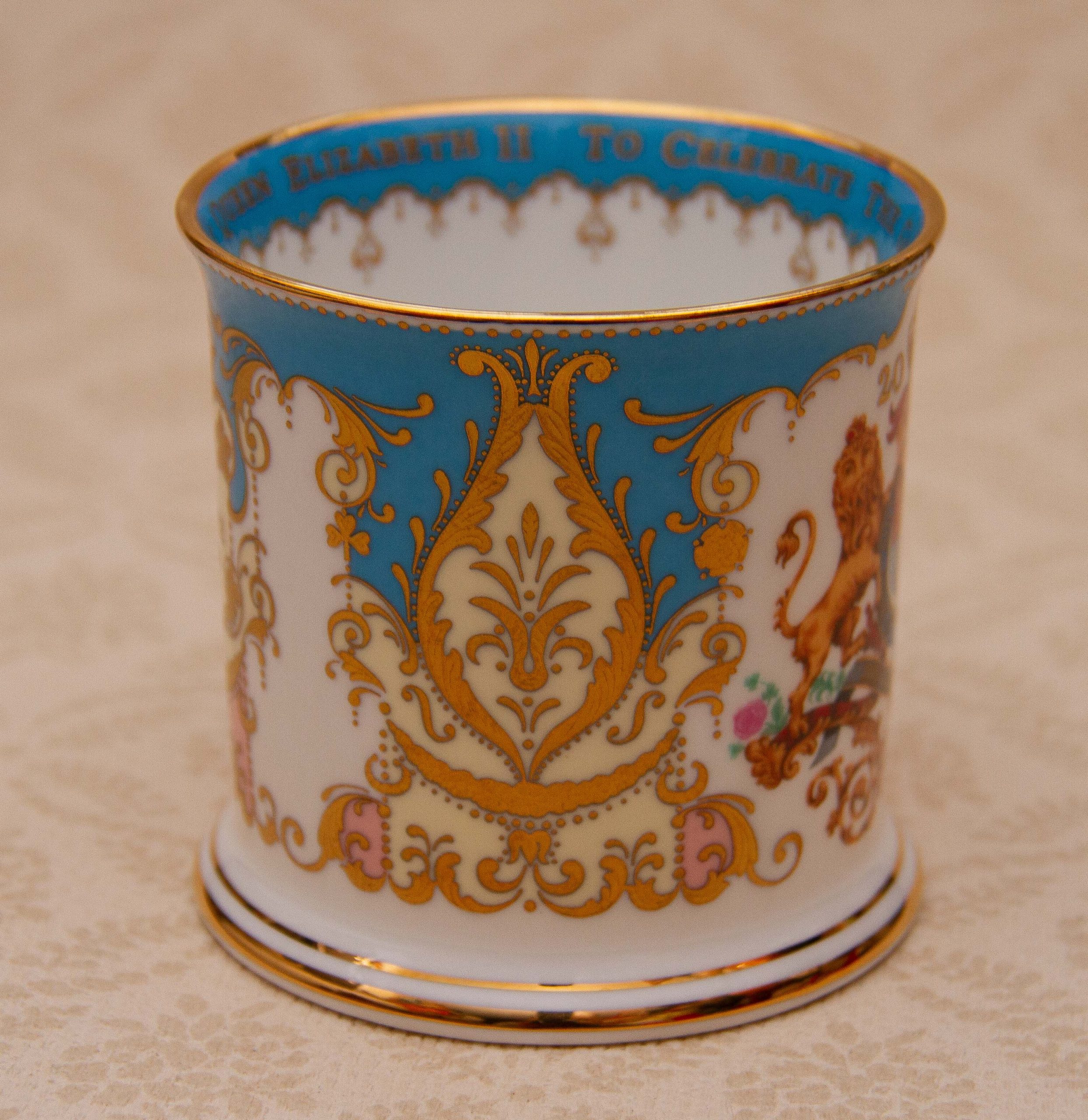 The Royal Collection Fine Bone China Queen Elizabeth II Golden Jubilee