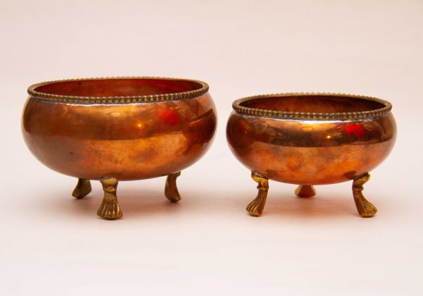 Vintage Copper Brass Footed Bowls, Set of 2 Vintage Copper Brass Footed Bowls